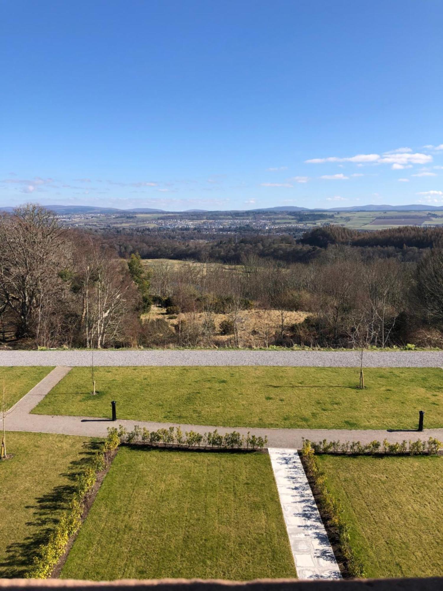Inverness Great Glen Town House, 5 Minute Drive From Town Centre Exterior photo