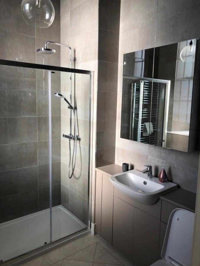 Inverness Great Glen Town House, 5 Minute Drive From Town Centre Exterior photo